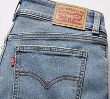 Load image into Gallery viewer, LEVI'S SUPERLOW FLARE