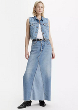 Load image into Gallery viewer, LEVI'S ICONIC LONG SKIRT W/ SLIT