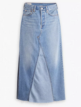 Load image into Gallery viewer, LEVI'S ICONIC LONG SKIRT W/ SLIT