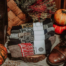 Load image into Gallery viewer, Nordic Socks Merino Wool YULE