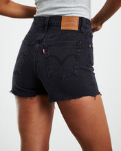 Load image into Gallery viewer, LEVI&#39;S RIBCAGE SHORTS