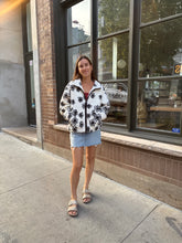 Load image into Gallery viewer, WHISTLER SHERPA JACKET LOLA&#39;S ROOM