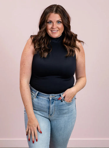 IKA MOCK NECK TOP