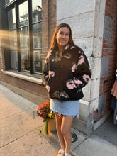 Load image into Gallery viewer, WHISTLER SHERPA JACKET LOLA&#39;S ROOM