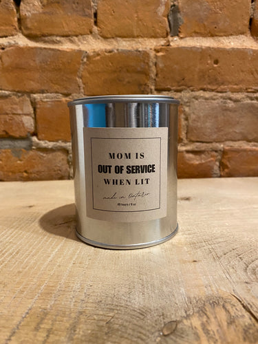 MOM OUT OF SERVICE WOOD WICK CANDLE