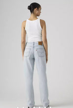 Load image into Gallery viewer, LEVI'S EASY DAD JEANS