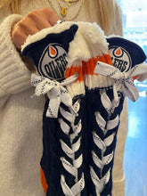Load image into Gallery viewer, NHL SLIPPER SKATES