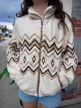 Load image into Gallery viewer, ZOEY FLEECE JACKET LOLA'S ROOM