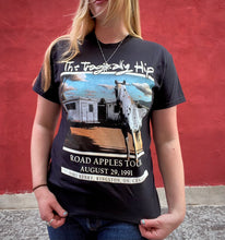 Load image into Gallery viewer, ROAD APPLES TOUR TEE THE HIP