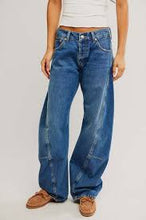 Load image into Gallery viewer, FABLE TWISTED SEAM JEAN FREE PEOPLE