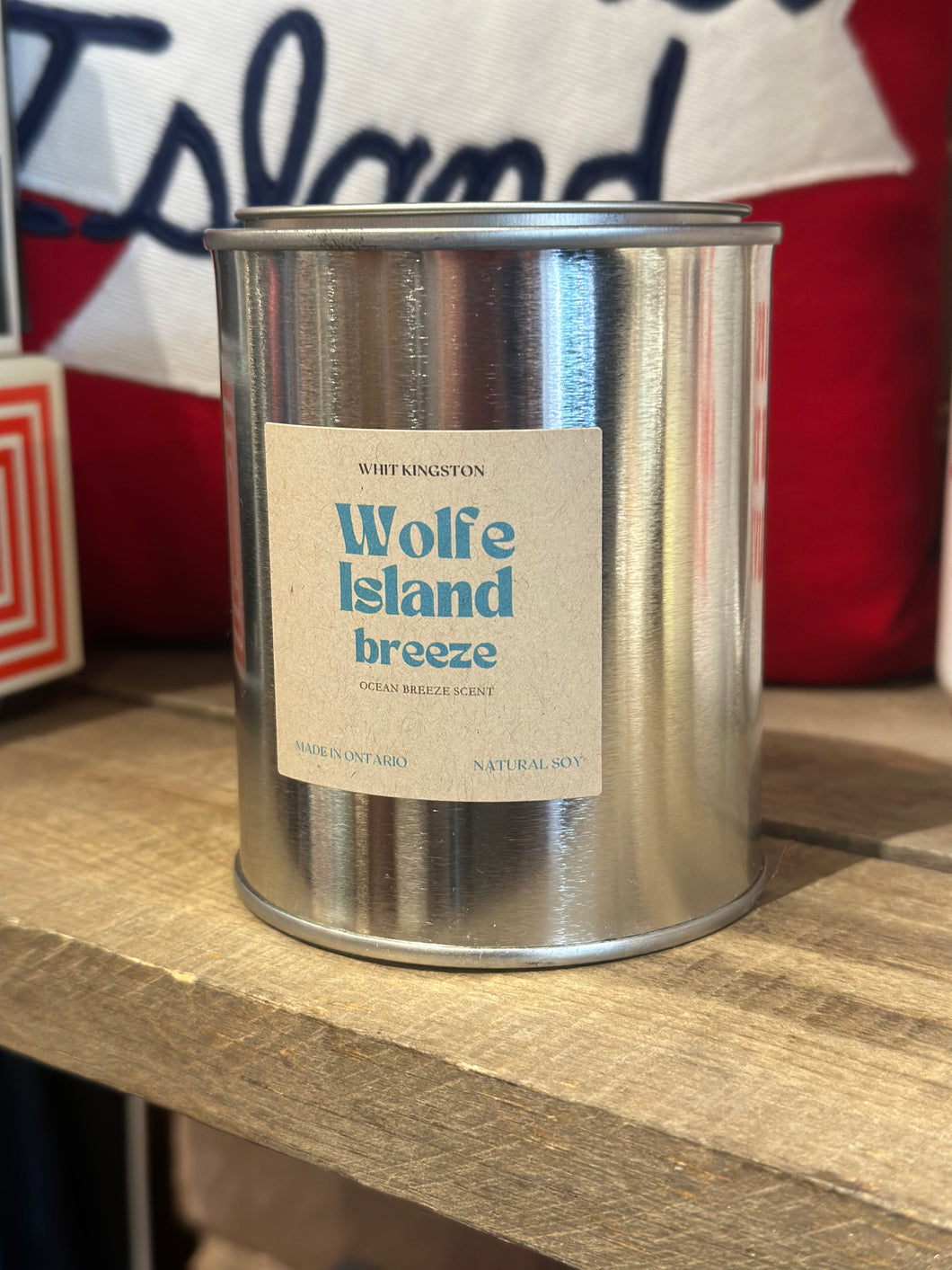 WOLFE ISLAND WOOD WICK CANDLE