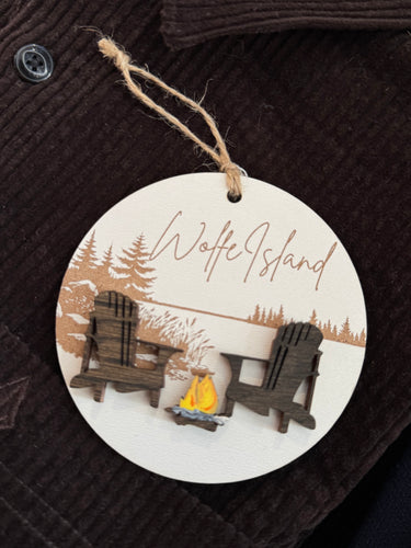 WOLFE ISLAND MADE IN CANADA ORNAMENT