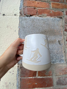 SKIERS MUG