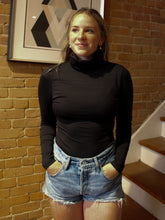 Load image into Gallery viewer, RESA T-NECK TOP