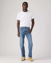 Load image into Gallery viewer, LEVI’S 502 TAPER