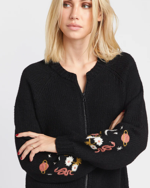 POP FATALE SWEATER