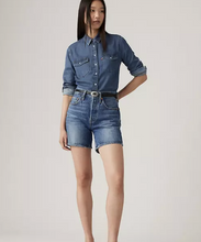 Load image into Gallery viewer, LEVI&#39;S 501 MID THIGH SHORTS