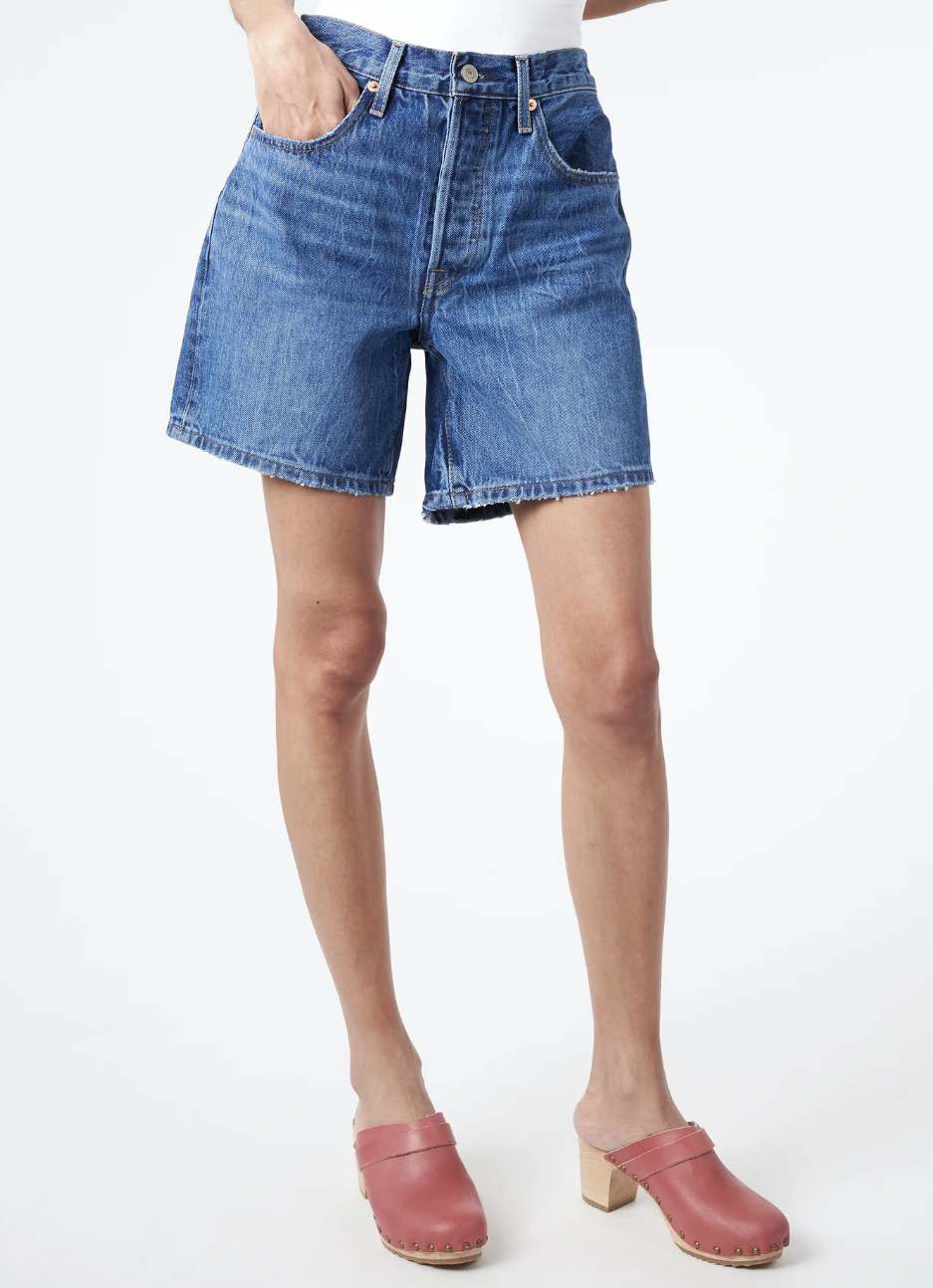 LEVI'S 501 MID THIGH SHORTS