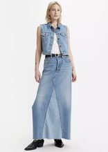 Load image into Gallery viewer, LEVI&#39;S ICONIC LONG SKIRT W/ SLIT