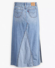 Load image into Gallery viewer, LEVI&#39;S ICONIC LONG SKIRT W/ SLIT