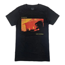 Load image into Gallery viewer, TROUBLE AT THE HENHOUSE TEE THE HIP
