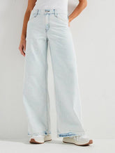 Load image into Gallery viewer, &#39;94 BAGGY WIDE LEG LEVI&#39;S