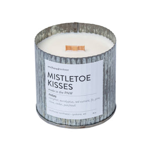 Mistletoe Kisses Wood Wick Candle