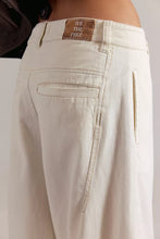 Load image into Gallery viewer, LAYDOWN CHINO FREE PEOPLE