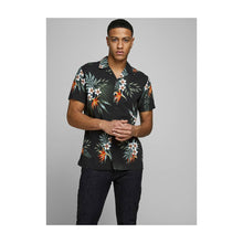 Load image into Gallery viewer, HOLIDAY RESORT SHIRT