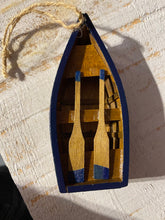 Load image into Gallery viewer, LOUGHBOROUGH ROW BOAT ORNAMENT