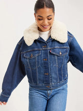 Load image into Gallery viewer, LEVI&#39;S WARM BABY BUBBLE TRUCKET JKT