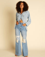Load image into Gallery viewer, TRUE BLUE JEANS X WRANGLER