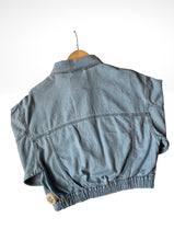 Load image into Gallery viewer, LEVI&#39;S SCRUNCHIE TRUCKER JACKET