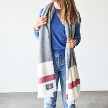 Load image into Gallery viewer, BLANKET SCARF NSTP